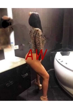 Horny Olivia in Huddersfield Escorts