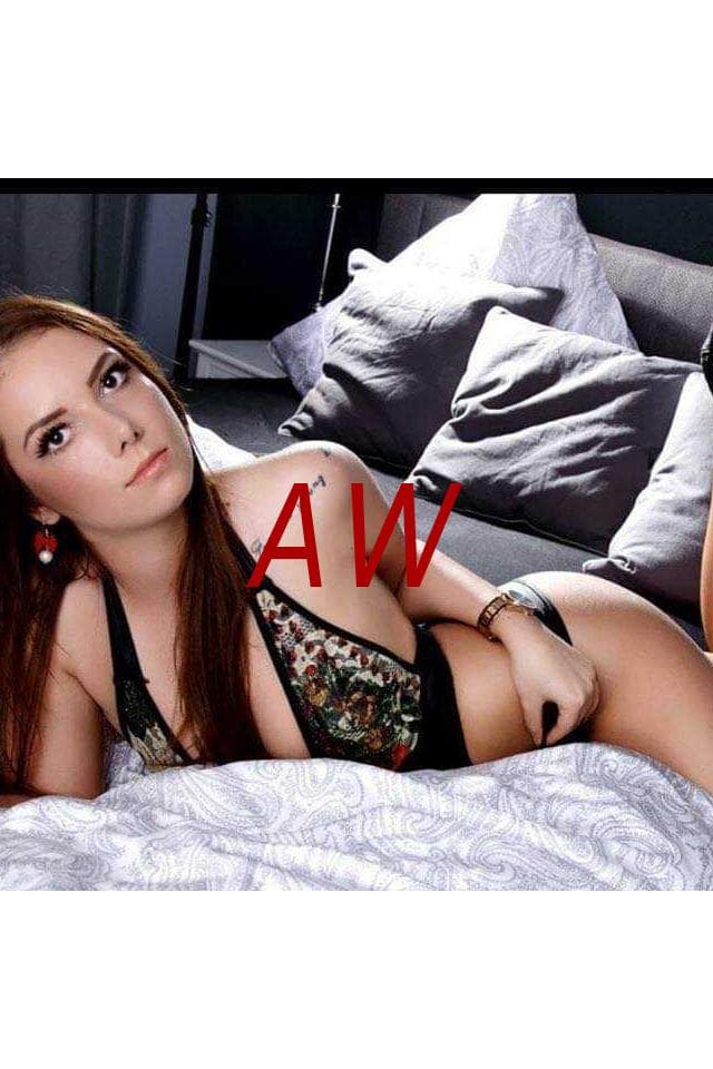 High-Class Independent girl English Escort in Essex 
