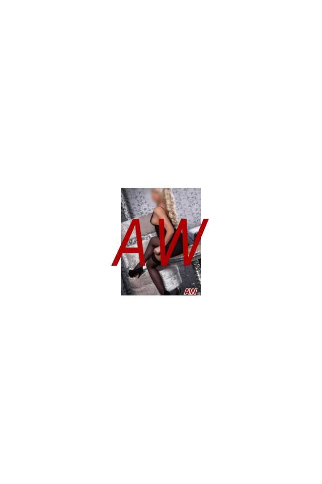 Natalie in Letham Escorts