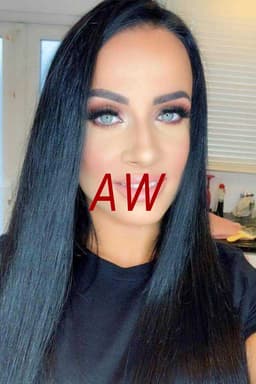 sexy greek girl zenaida escort in london (1)