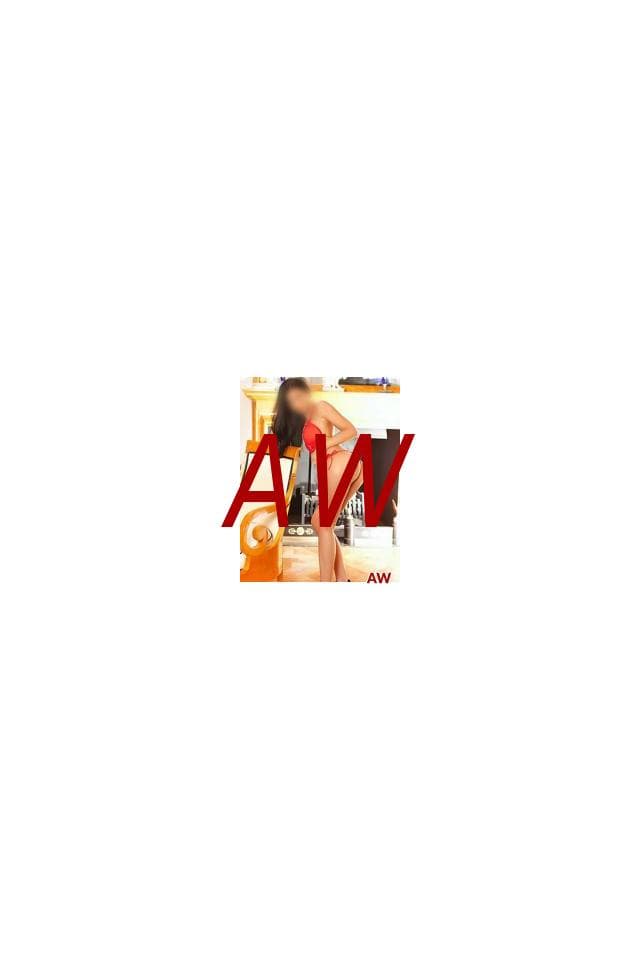 Nora in Keith Escorts