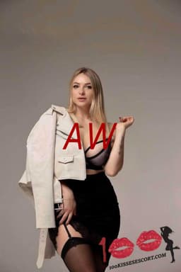 Russian-Blonde-Dandelia-London-Escort-1