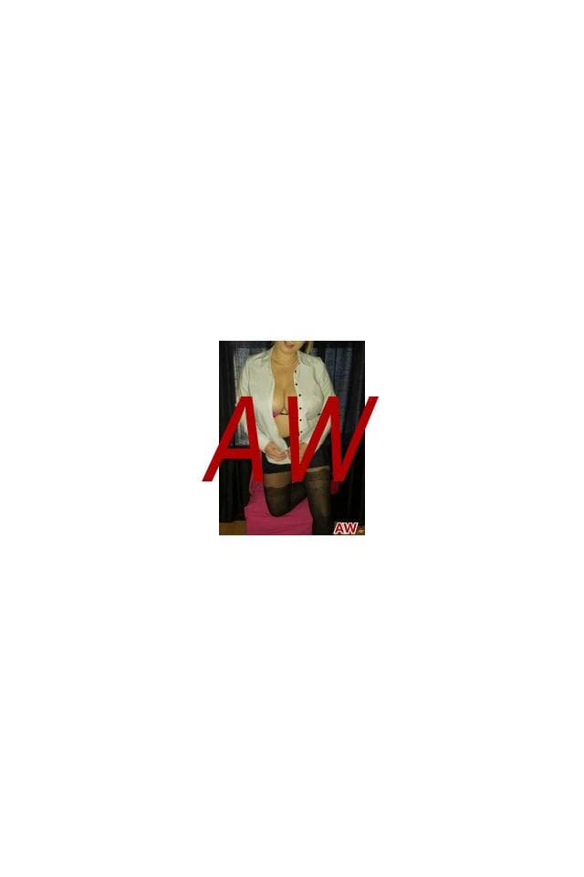 HELLO BOYS NEW BUSTY ESCORT IN CROYDON!