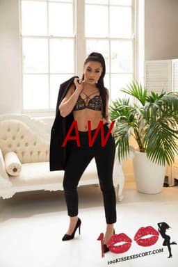 slim-celesta-london-escort-1