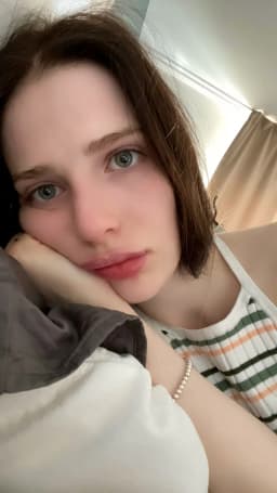 New Sexy British Independent Girl is Available for MeetUp